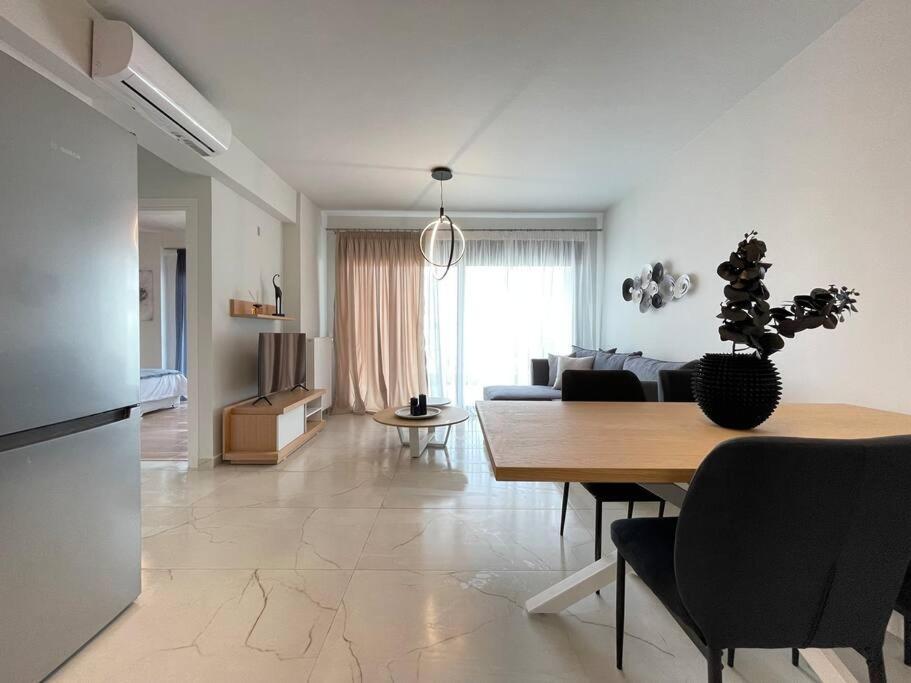 Apartment Urban Oasis In Ellinikon - Athenean Athens