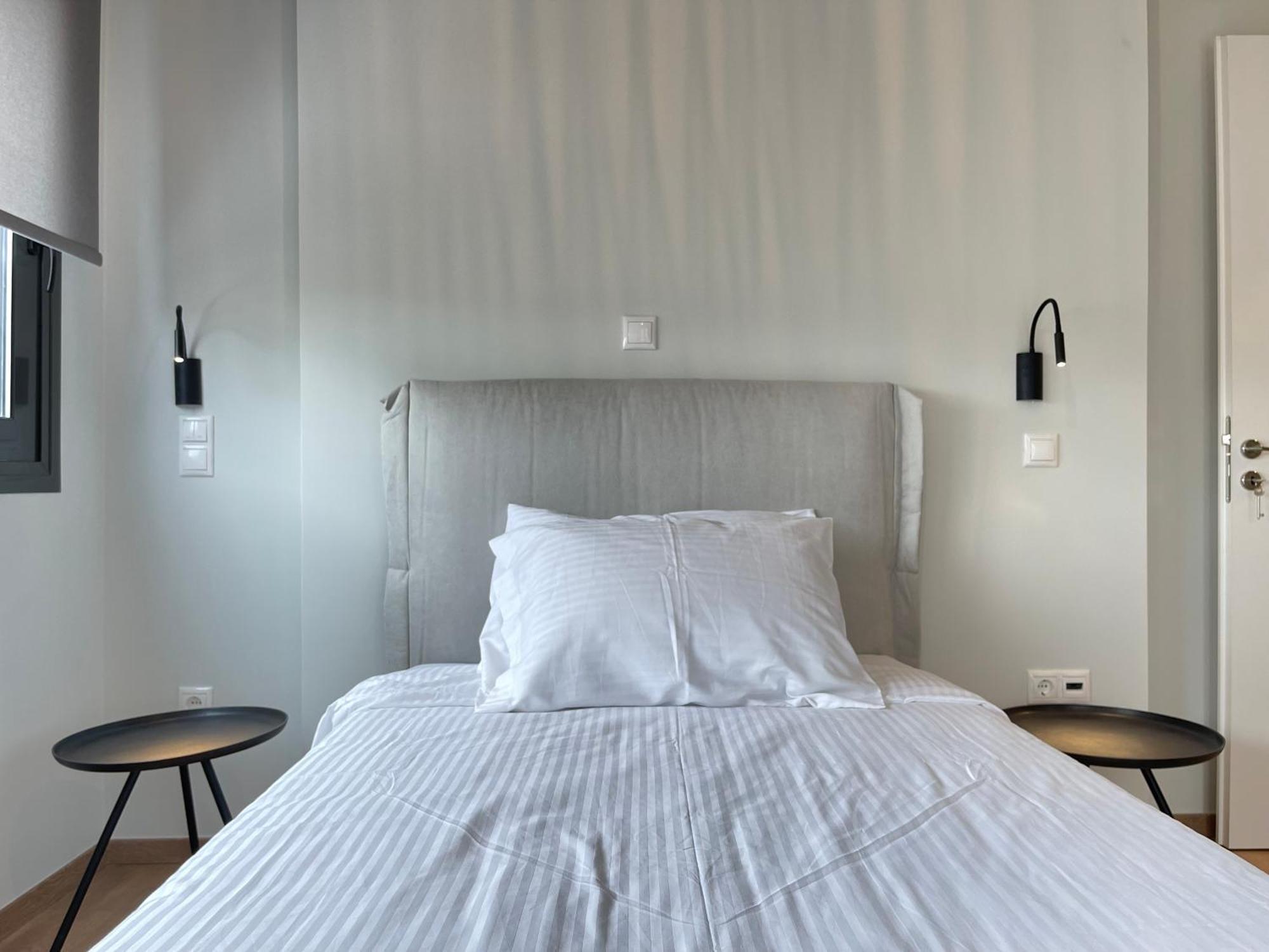Urban Oasis In Ellinikon - Athenean Apartment