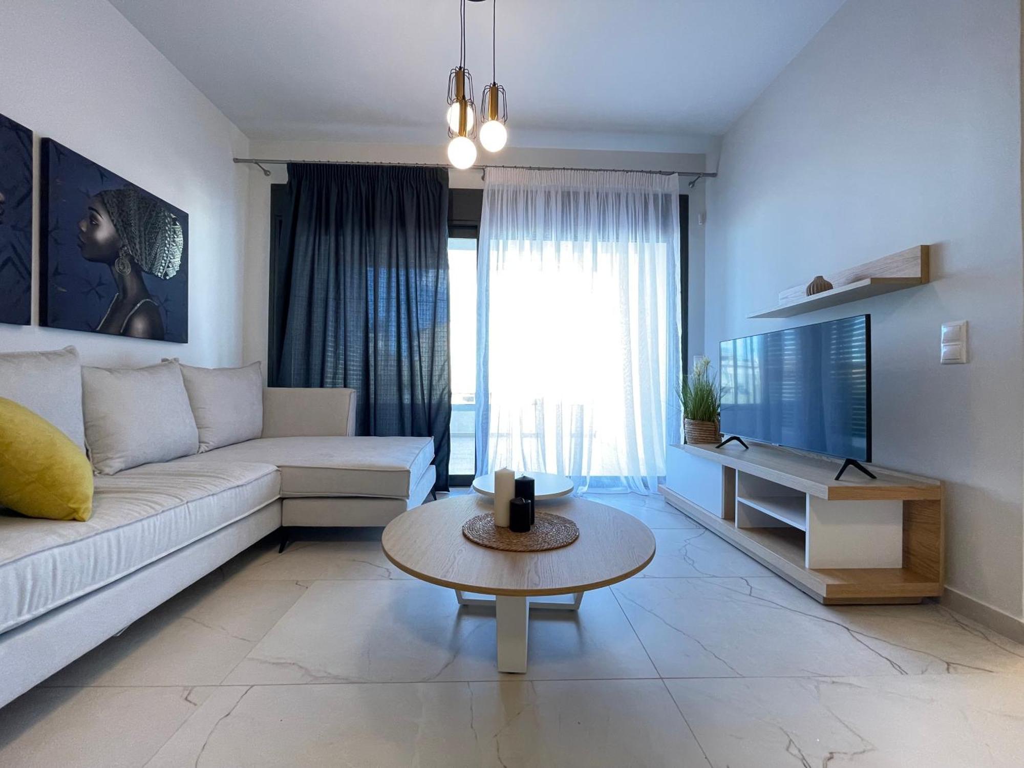 Urban Oasis In Ellinikon - Athenean Apartment *