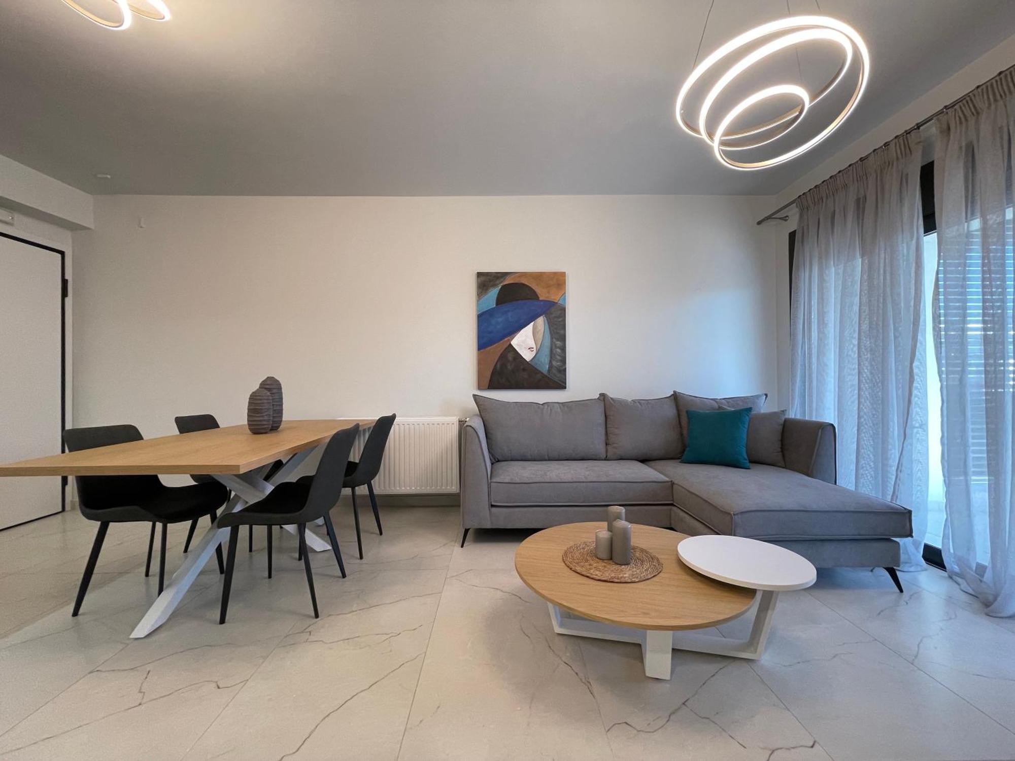 Urban Oasis In Ellinikon - Athenean Apartment